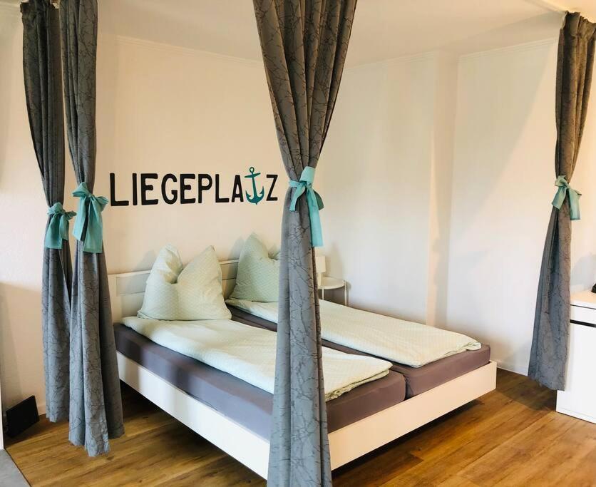 Zentrale In *